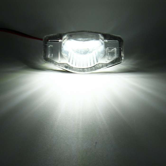 2 PCS DC 12V 2W 120LM 6000K LED License Plate Light 18-SMD 3528 Bulbs Lamps for Honda JAZZ(FIT) 02-1