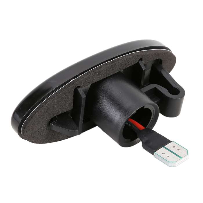 2 PCS DC12V / 3W Car LED Dynamic Blinker Side Lights Flowing Water Turn Signal Light for Nissan, Amb