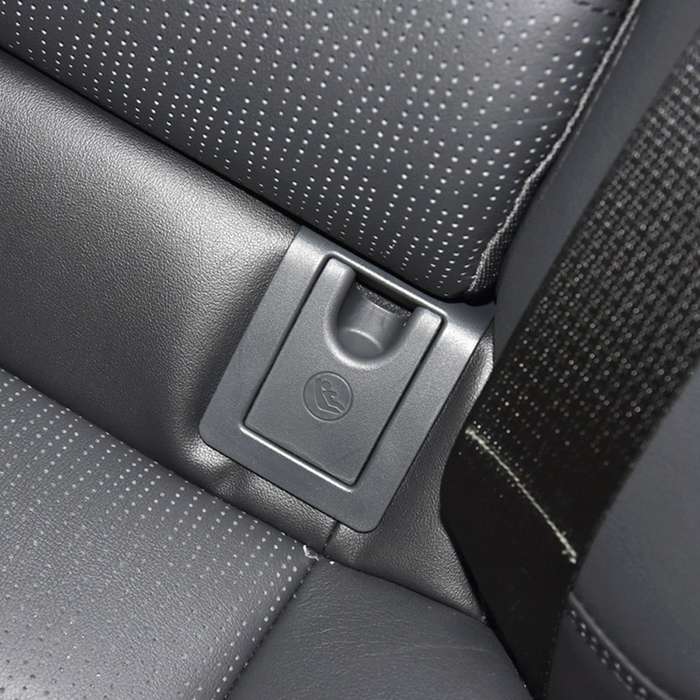 For Toyota Camry 2017- Car Rear Child ISOFIX Switch Seat Safety Cover Assembly 2059200513 (Black)