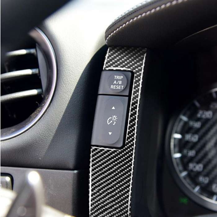 2 PCS Car Carbon Fiber Speedometer Decorative Sticker for Nissan GTR R35 2008-2016, Left and Right D