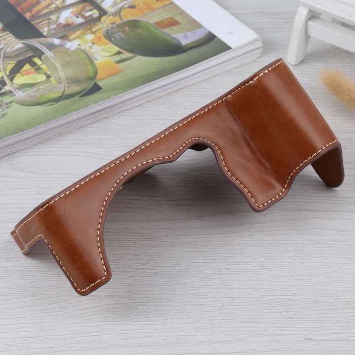 1/4 inch Thread PU Leather Camera Half Case Base for FUJIFILM GFX 50S (Brown)