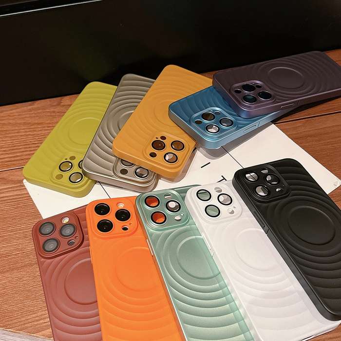 For iPhone 14 Wave Texture PC Shockproof Phone Case(White)