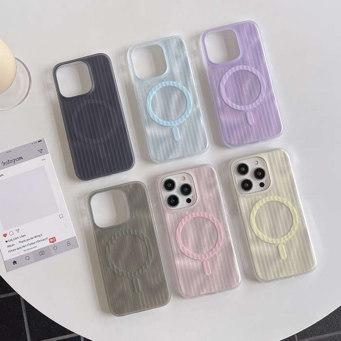 For iPhone 13 Striped Skin Feel Magnetic Magsafe Phone Case(Yellow)