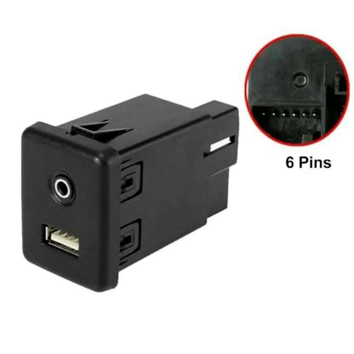 Car AUX & USB Socket Connector Switch for Chevrolet Cruze / Malibu / Regal 13599456 22875063 3908752