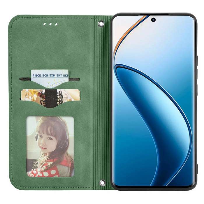 For  Realme 12 Pro Retro Skin Feel Magnetic Flip Leather Phone Case(Green)