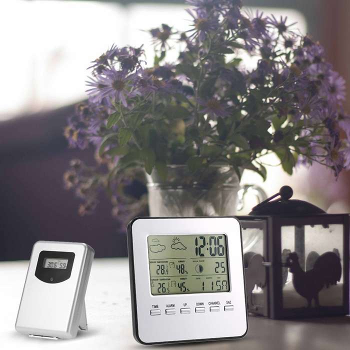 Digital Indoor Outdoor Thermometer Hygrometer Wireless Weather Station Clock