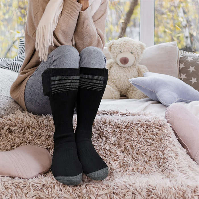 Black - TENGOO 1 Pair Unisex Heated Socks With USB Thermal Insulated Socks Winter Electric Heating S