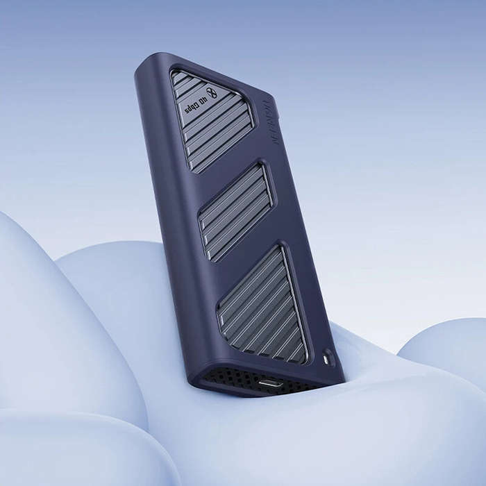 CM850 - UGREEN 40Gbps M.2 NVMe Enclosure with Cooling Fan Anti-Drop M.2 SSD Case for MacBook M.2 Enc