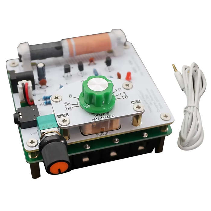 White - AMTMW207 525~1605kHz Medium Wave AM Radio Transmitter AM Source with 3.5mm Headphone Signal