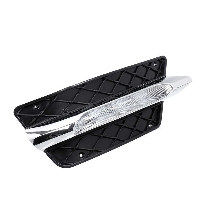 Car Front Bumper LED DRL Daytime Running Lamps Fog Lights For Benz W204 C-Class 2012-2014