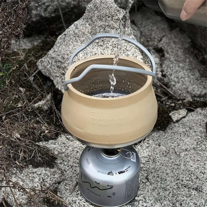 Khaki - IPRee 1L Outdoor Silicone Kettle Folding Camping Tableware Kettle Cook Water Pot Mini Boilin