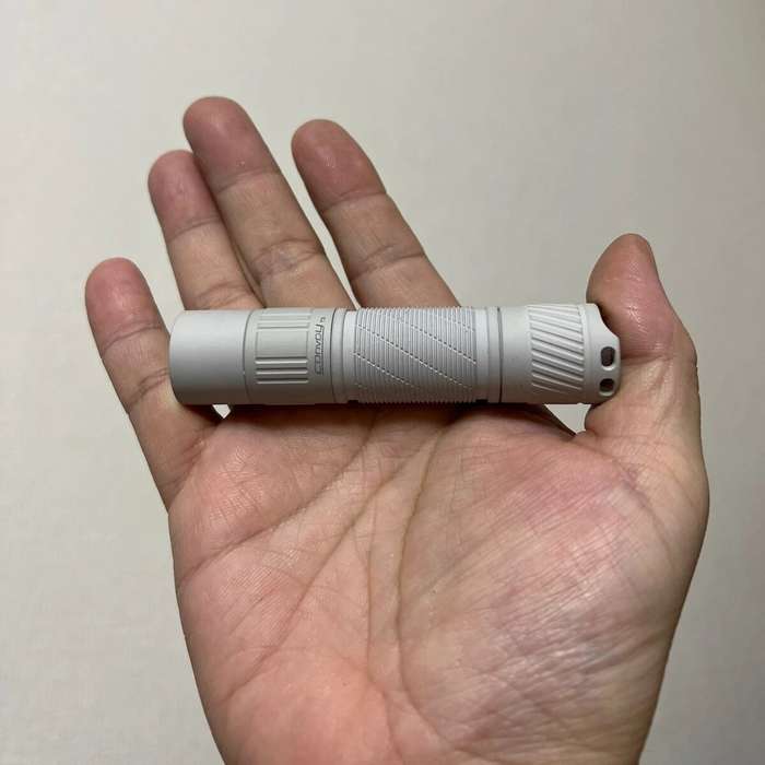 3000K - MAO Convoy S2+ 519A LED High CRI 18650 Flashlight Orange Peel Flooding Light 12 Groups Modes