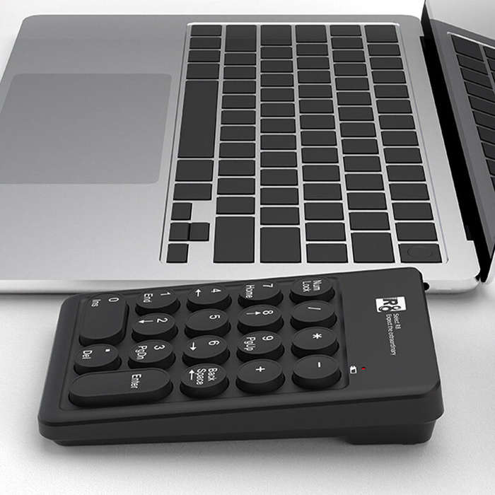 Black - R8 1817 Mini Wireless Numeric Keypad 18-Keys Ergonomics Numpad 2.4G Wireless Keyboard Plug a
