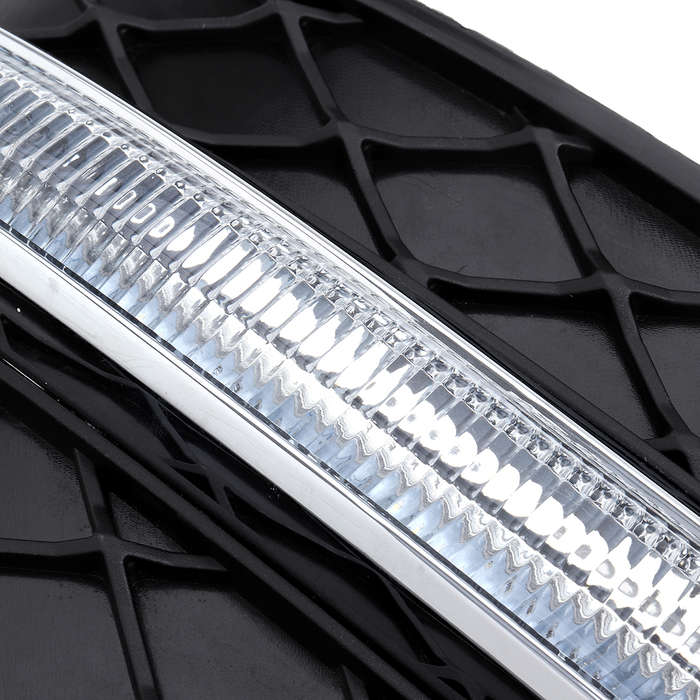 Car Front Bumper LED DRL Daytime Running Lamps Fog Lights For Benz W204 C-Class 2012-2014