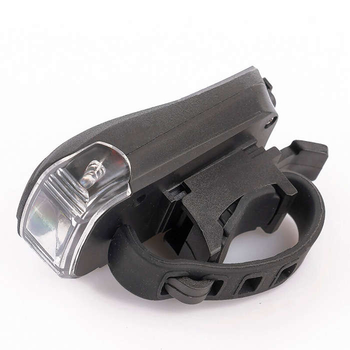 XANES Bike Light Set 600LM XPG + 2 LED Bicycle Headlight 5 Modes USB Charging with 4 Modes Taillight