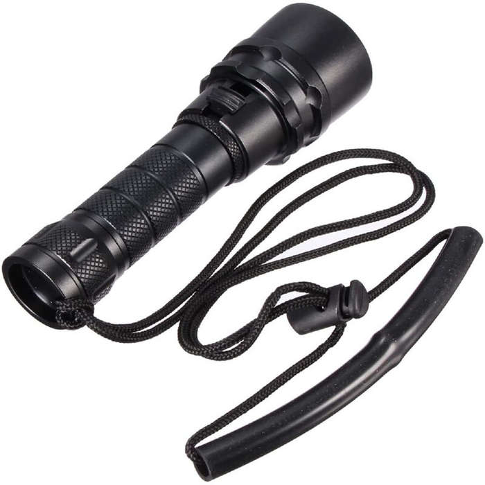 High Power Diving Flashlight IP68 Waterproof Professional Dive Lights 18650 Battery for Deep Sea Und