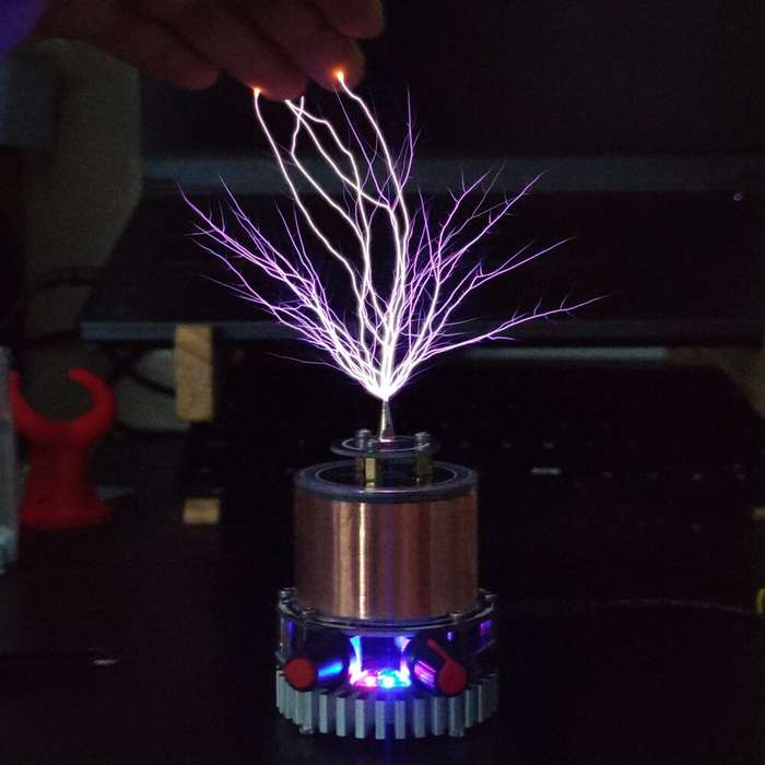 Maxgeek SSTC Mini Tesla Coil Music Double Class-E Solid State Tesla Coil Artificial Teaching Tool
