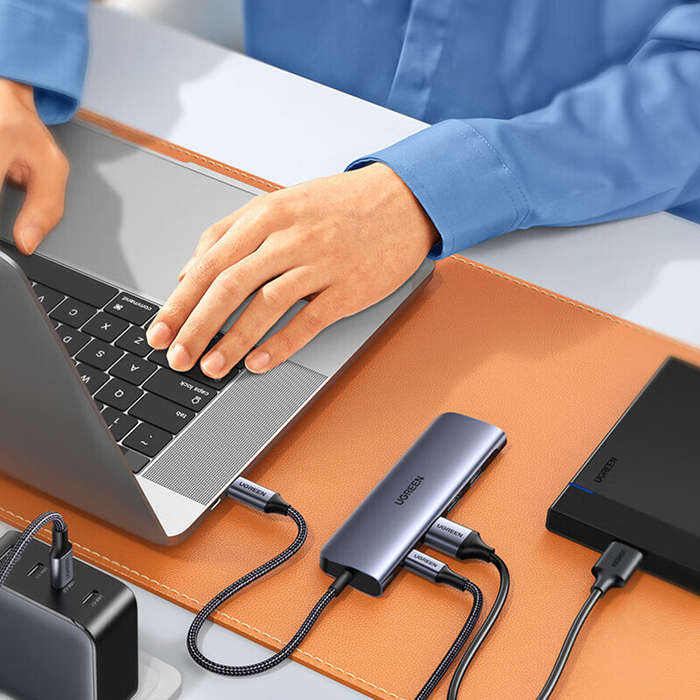 Grey - UGREEN Thunderbolt4 5-in-1 Type-C Docking Station with 5Gbps USB3.0*3 / PD100W Type-C / 4K@30