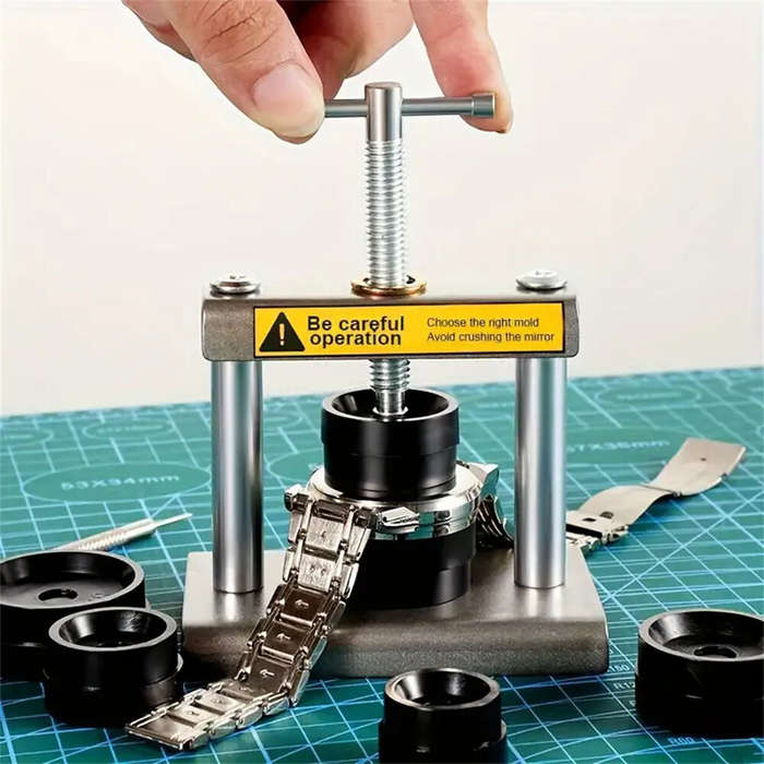 Black - 18pcs Professional Watch Press Set Watch Back for CASE Closing Tool & Fitting Dies Watch Rep