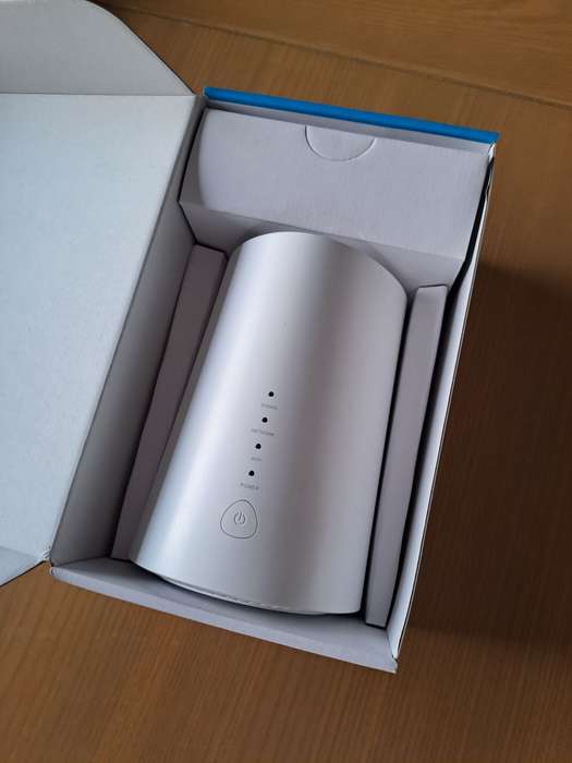 Alcatel HH72V1 (It take a SIM CARD)