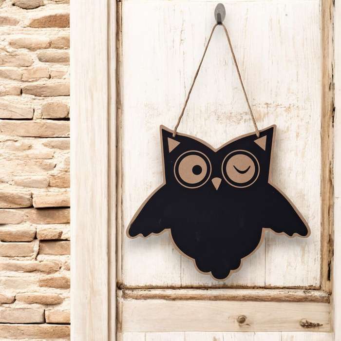 Owl-Designed Chalkboard Wall Hanging