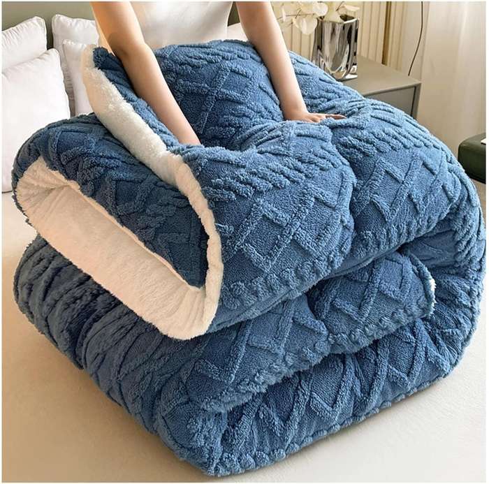 Thick Lamb Cashmere Blanket - Double/Queen (5 Piece Set) - Dark Blue