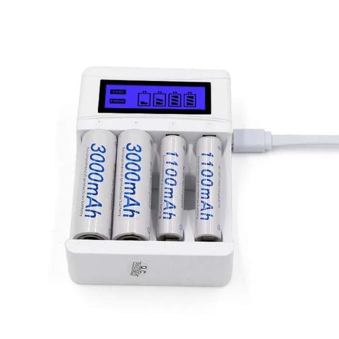 4 Slots Lcd Screen AA and AAA Rechargeable Batteries Charger B3586