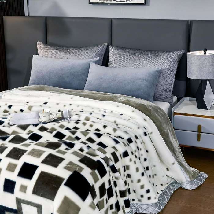 Double thick Warm and Super Soft Big Size Blanket