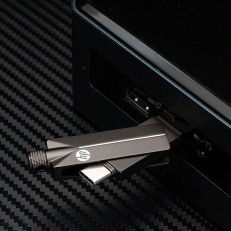HP - Metal USB & Type C Flash Drive With 32BG Storage Capacity - Black
