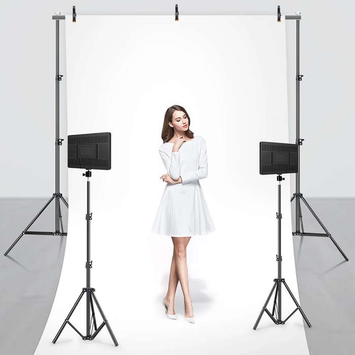 19" PLOKAMA P19 Professional Photography/Videography light & Tripod Stand