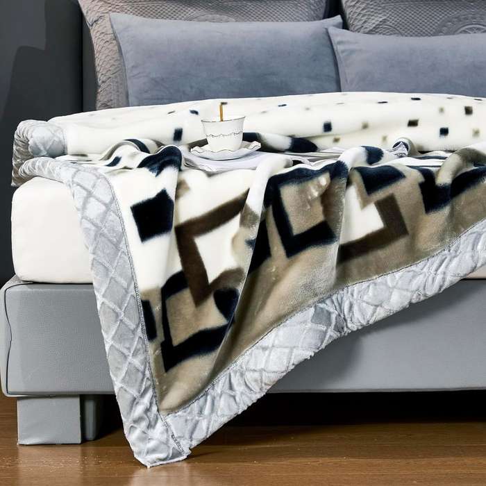 Double thick Warm and Super Soft Big Size Blanket