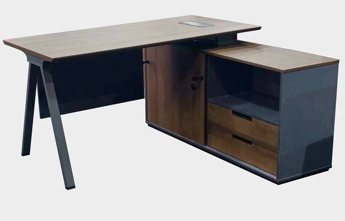 Modern L- shaped office desk with storage drawers