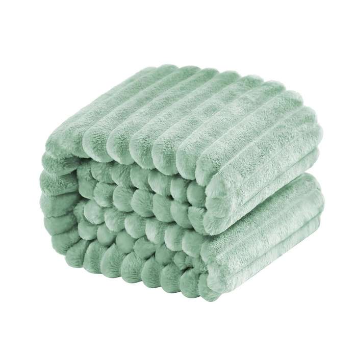 Cozzy Fleece Quality Cover Throw Blanket - Green