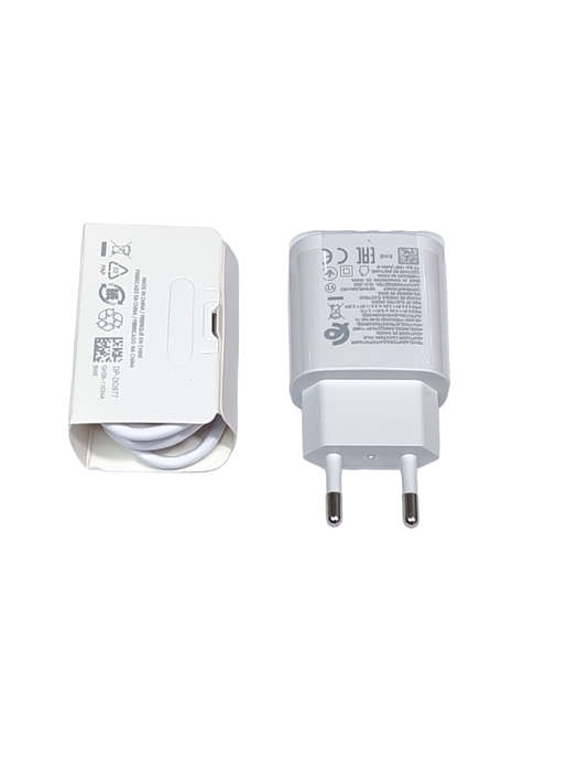 Fast Charging Travel Adapter With Type-C Cable