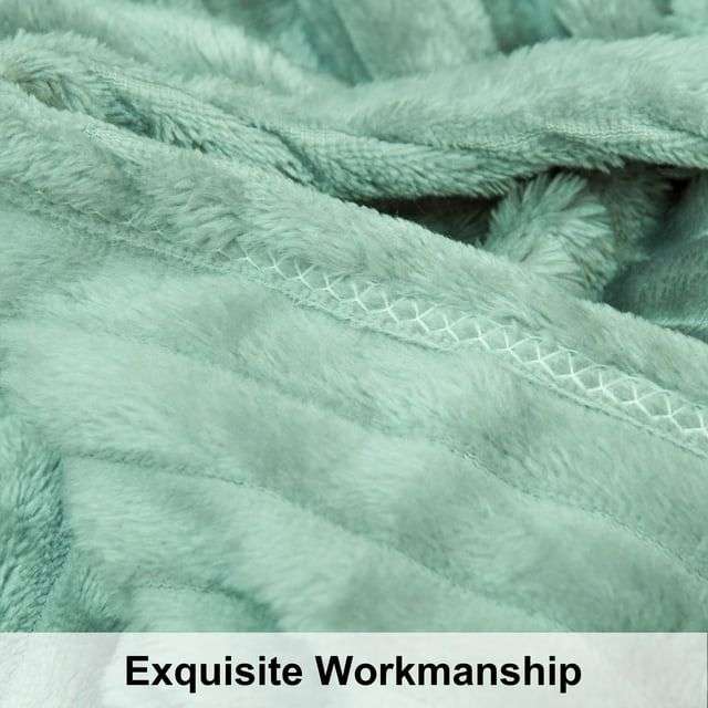 Cozzy Fleece Quality Cover Throw Blanket - Green
