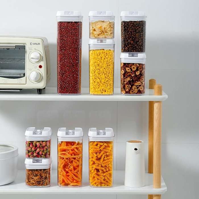 5 Pieces Of Airtight Sealed Stackable Food Storage Container Set
