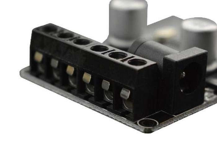 DFRobot DFR0675-EN Amplifier Board, 5V to 24V Supply, 2 Channel Bluetooth