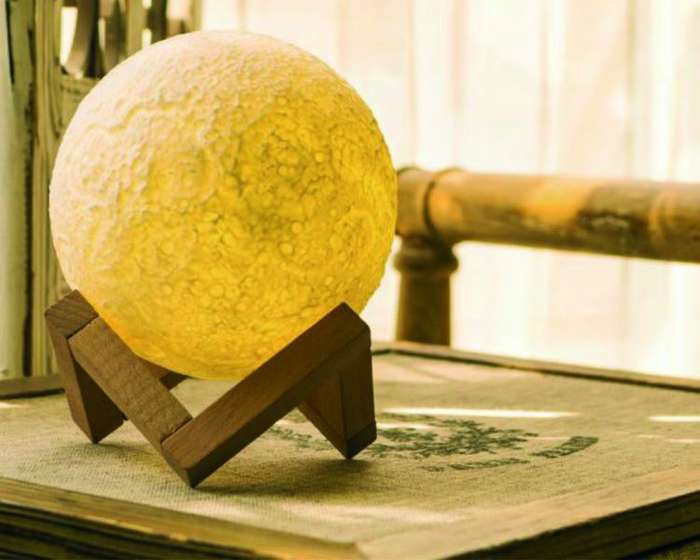 3D Moon Lamp