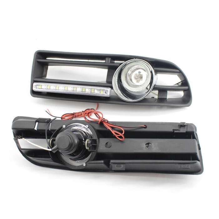 Pair of Car GRILLE With FOG LIGHT Fit FOR VW JETTA BORA MK4 99-04 LED Clear Lens