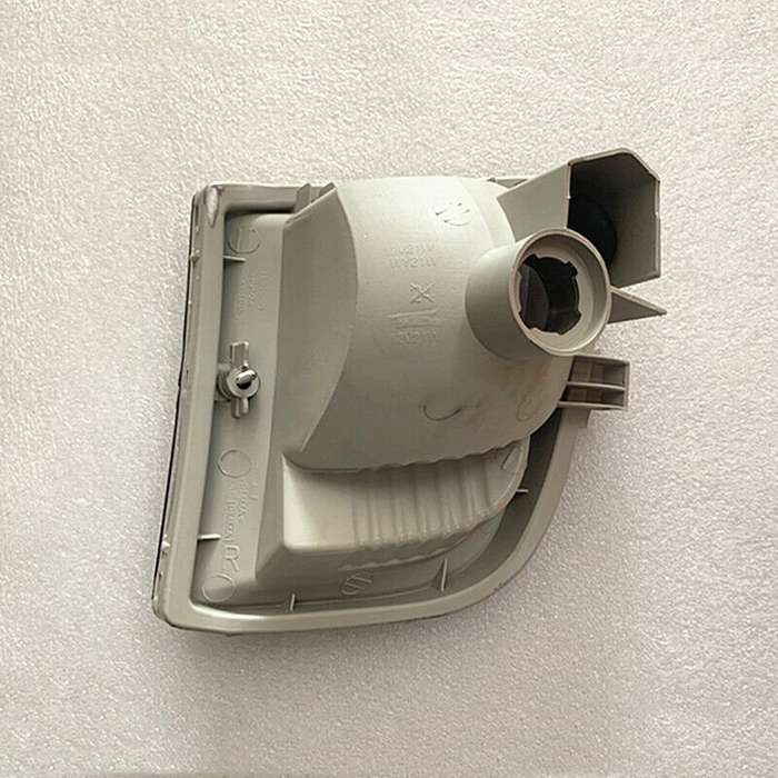 Right Side Front Bumper Fog Light NO Bulbs Replace For Toyota RAV4 2001-2003