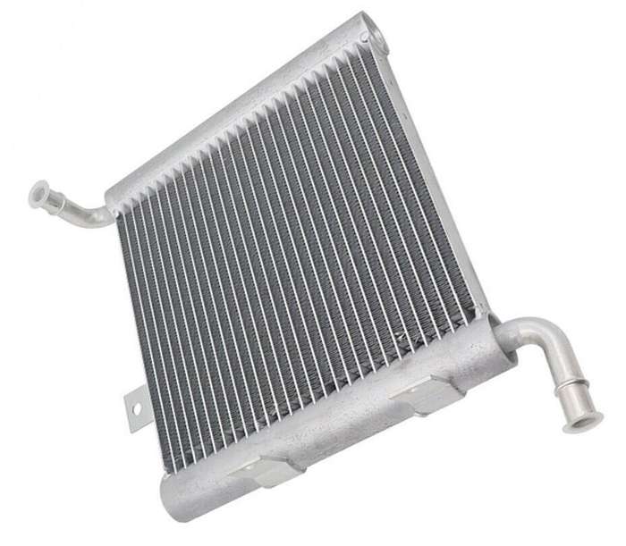 New Radiator For Land Rover Range Rover Velar F-Pace 2.0 3.0L 5.0L LR092120