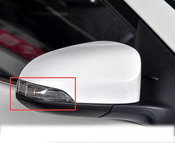 For 14-19 Toyota Corolla ZRE18_ Sedan Side Mirror Turn Signal Light Right Side