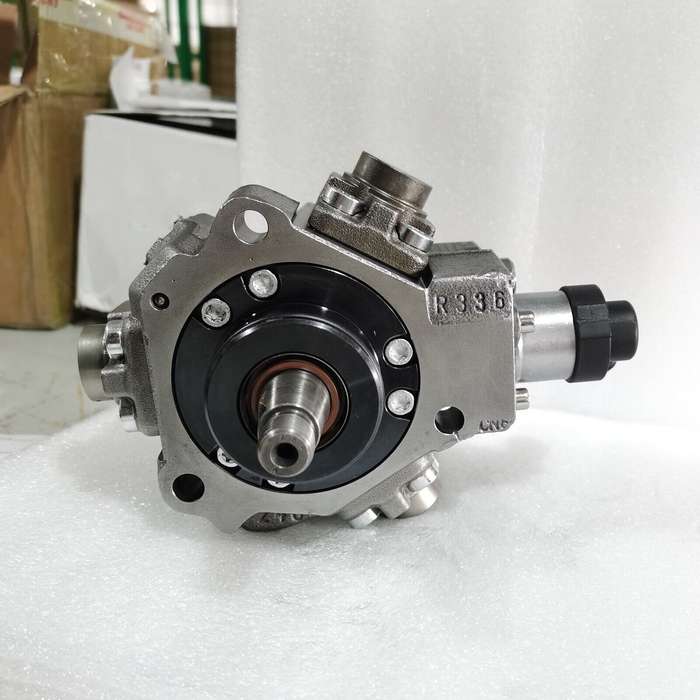 Fuel Injection Pump 0445020083Compatible Kobelco SK130-8 SK140 Mitsubishi Engine