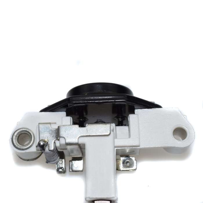NEW ALTERNATOR Voltage Regulator For AUDI A4 A6 VW Passat Catera 0120339503