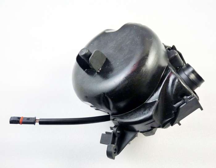 Crankcase OIL SEPARATOR PRESSURE REGULATING Valve for BMW E90 E60 Z4 11617531423