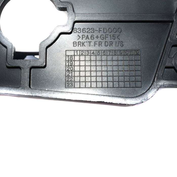 Chrome Inside Door Handle Front Right For 2009-2012 Hyundai Elantra 82620-2L010
