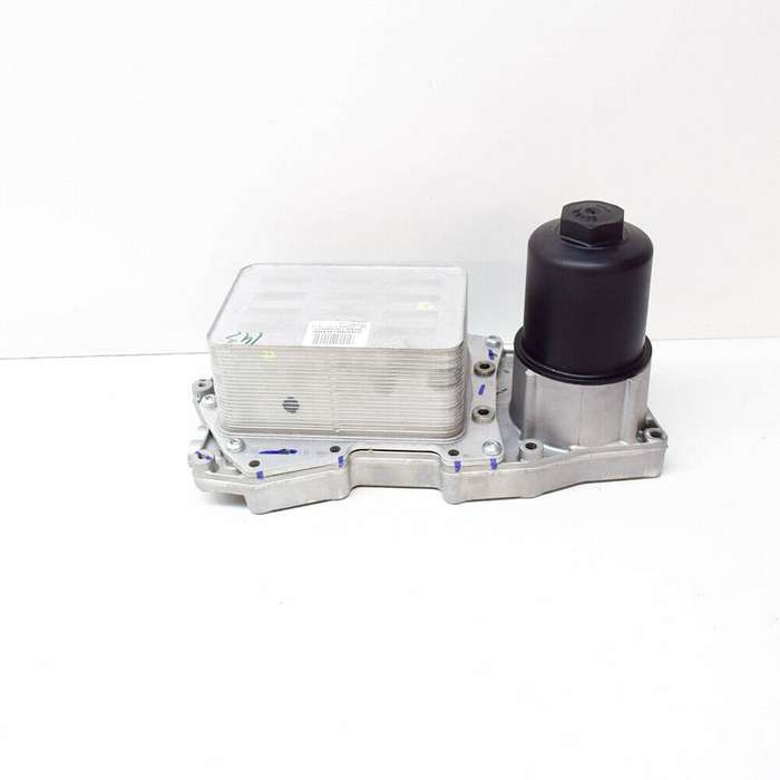 LR022895 Oil Cooler For Range Rover 02-14 Range Rover Sport 4.4L V8 Diesel