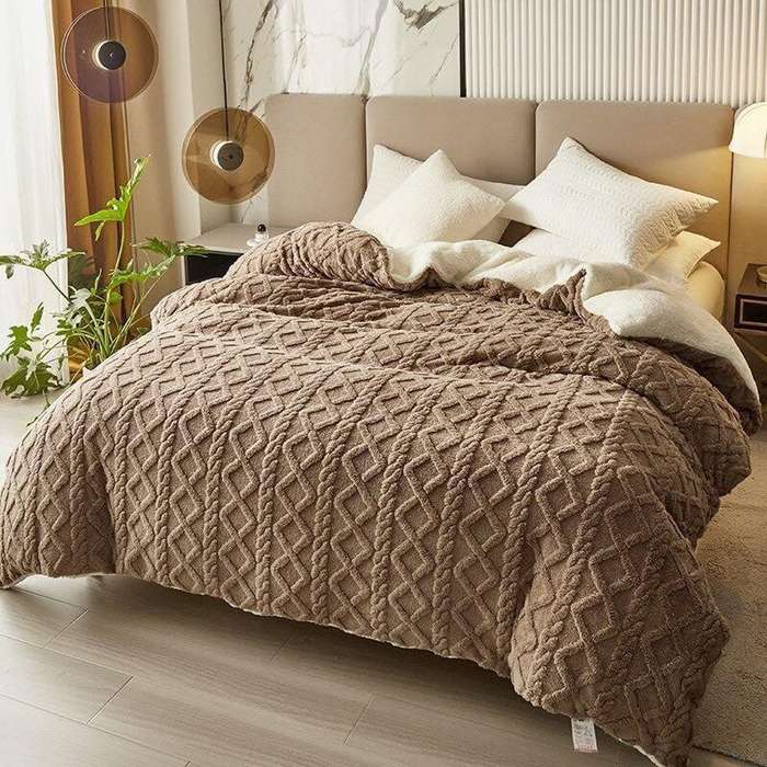 Thick Lamb Cashmere Blanket - Double/Queen (5 Piece Set) - Brown