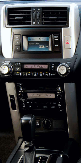 12-111 TOYOTA PRADO GXL 2DIN FASCIA TRIMPLATE 2010
