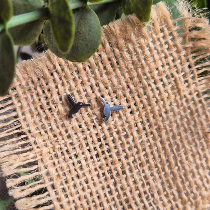 HUMMINGBIRD STUD EARRINGS